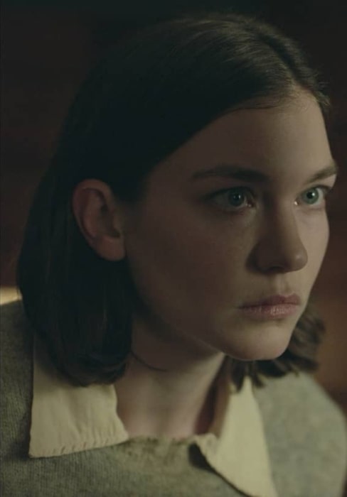 Hannah Gross in the film The Mountain (2018)