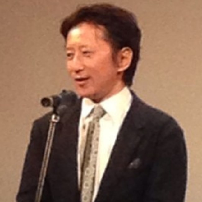 Hirohiko Araki as seen in a picture taken during a speech of his on December 5, 2013