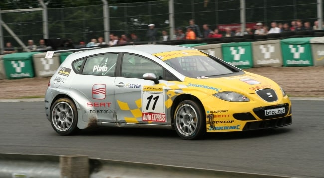 Jason Plato driving for SEAT at the Oulton Park round of the 2007 British Touring Car Championship