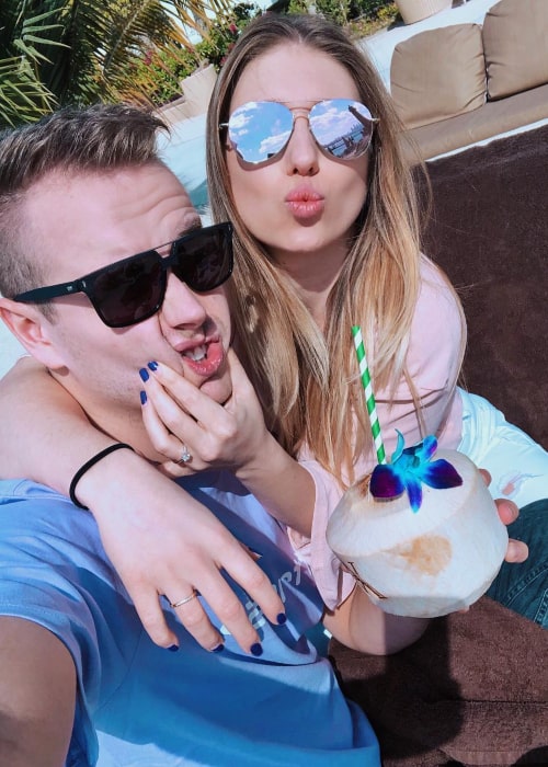 Julienco and Bianca Heinicke, in an Instagram selfie from January 2019