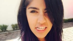 Karen Polinesia