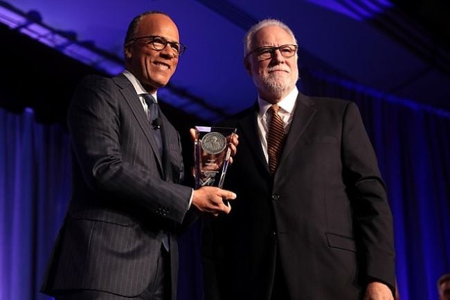 Lester Holt receiving the 2019 Walter Cronkite Award for Excellence in Journalism from Mark Searle