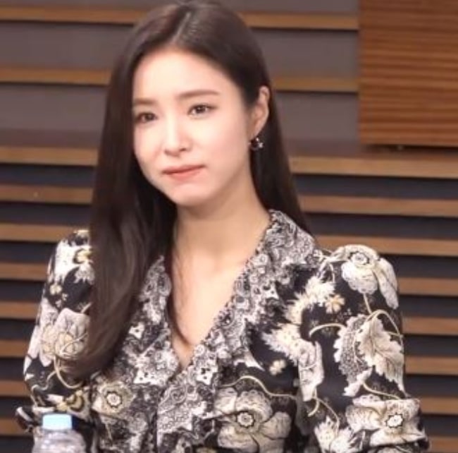 Shin Se-kyung in July 2019