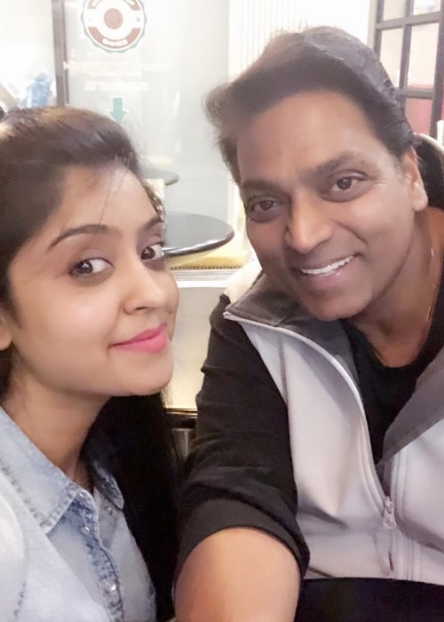 Shubhi Sharma as seen in a selfie taken with choreographer Ganesh Acharya in May 2020