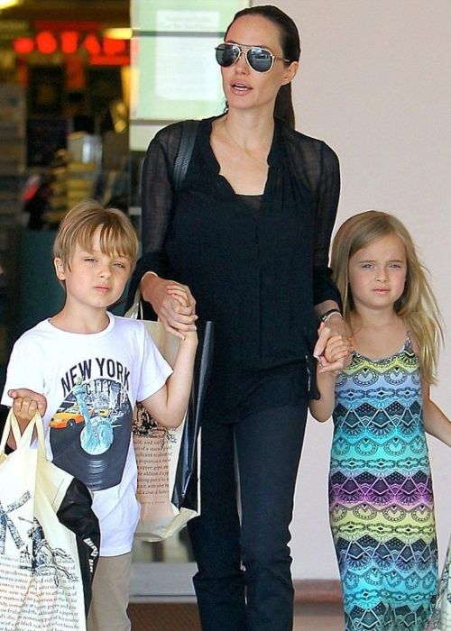 Vivienne as seen shopping with her mother and twin brother Knox