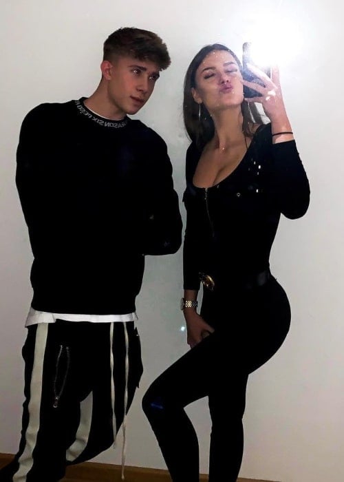 Bruhitzalex as seen in a selfie that was taken with YouTuber Emilia in April 2019