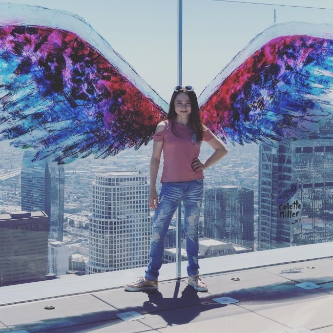 Kitana Turnbull enjoying herself at OUE Skyspace LA in June 2018