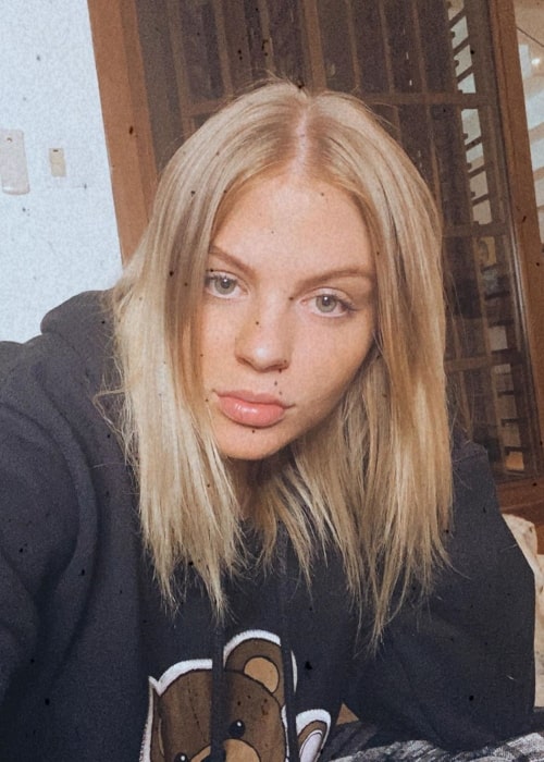 Luísa Sonza as seen in a selfie that was taken in August 2020