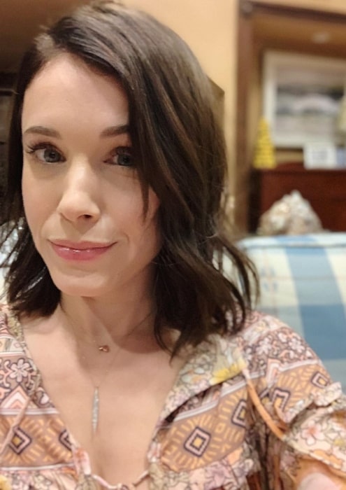 Marla Sokoloff sharing her selfie taken in 2019