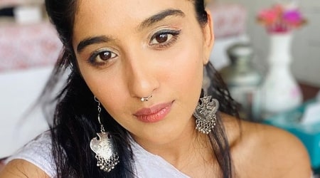 Nimrit Kaur Ahluwalia Height, Weight, Age, Boyfriend, Biography, Fact