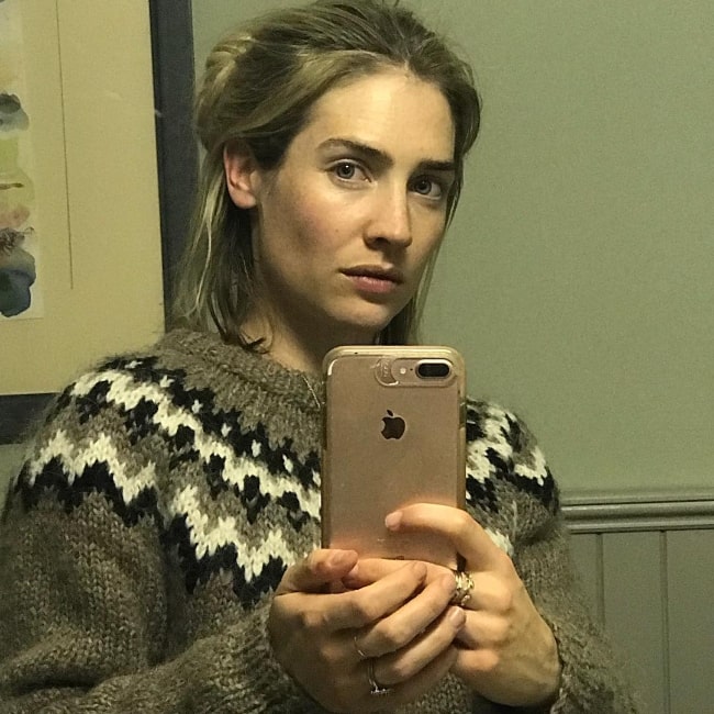 Sophie Colquhoun as seen while taking a mirror selfie in October 2018