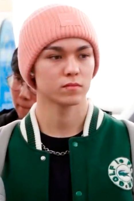 Vernon as seen at the Incheon International Airport in 2019