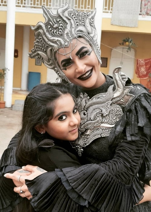 Arsheen Namdar captured while hugging Pavitra Punia who has played the older version of Timnasa in 'Baalveer Returns'