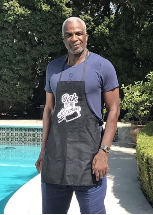 Charles Oakley Height, Weight, Family, Spouse, Education, Biography