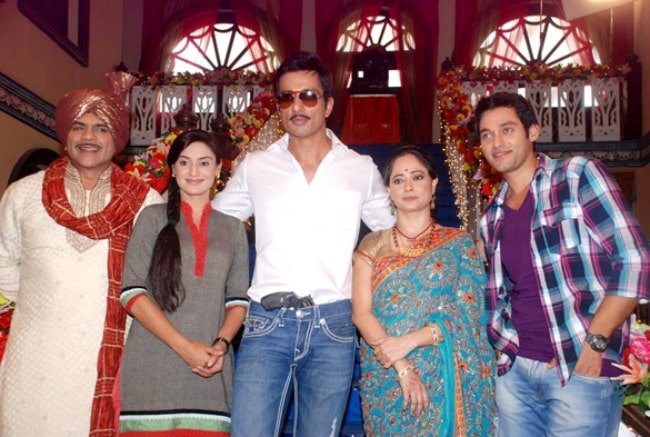 From Left to Right - Rituraj Singh, Rati Pandey, Sonu Sood, Sheeba Chaddha, and Sumit Vats on the sets of 'Hitler Didi' during the promotion of the film 'Maximum' in July 2012