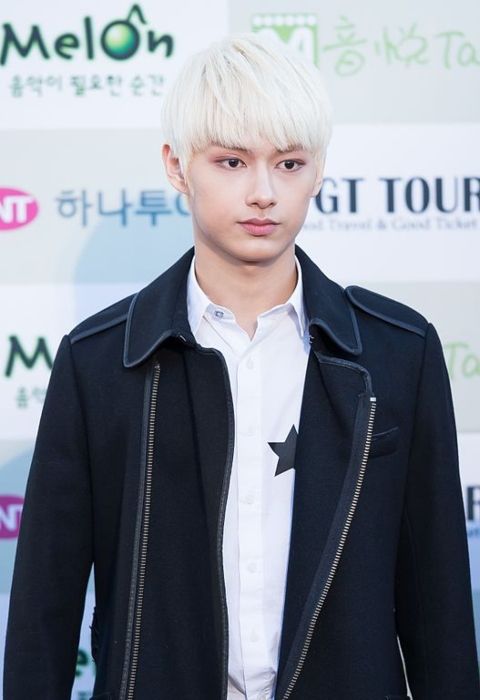 Jun as seen on the red carpet of the Gaon Chart K-pop Awards in 2016