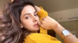 Saba Qamar