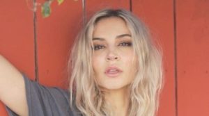 Samaire Armstrong