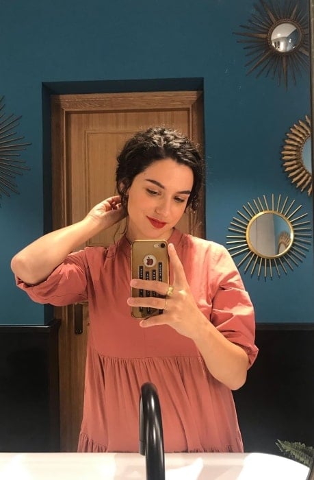 Alba Rico sharing her selfie in December 2019