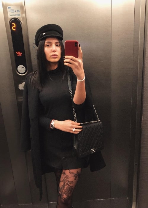 Anastasija Ražnatović enjoying wearing all black on a Saturday in February 2018