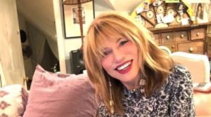 Carly Simon