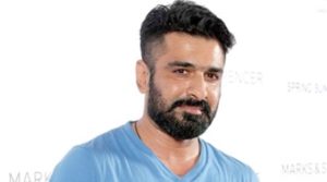Eijaz Khan