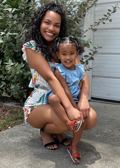 Jasmine2Times as seen in a picture that was taken with her daughter Ava Jade in May 2020