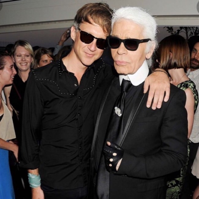 Jefferson Hack (Left) posing for a picture alongside Karl Lagerfeld