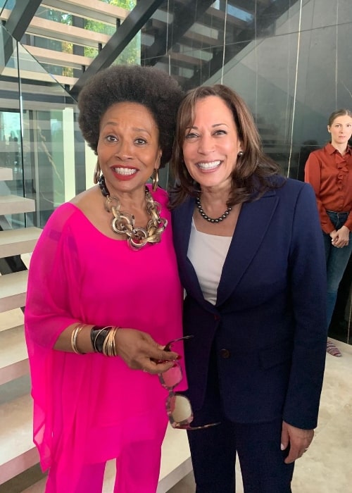 Jenifer Lewis (Left) posing for a picture alongside Kamala Harris in August 2020