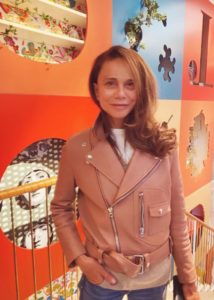 Lena Olin Height, Weight, Family, Facts, Spouse, Education, Biography