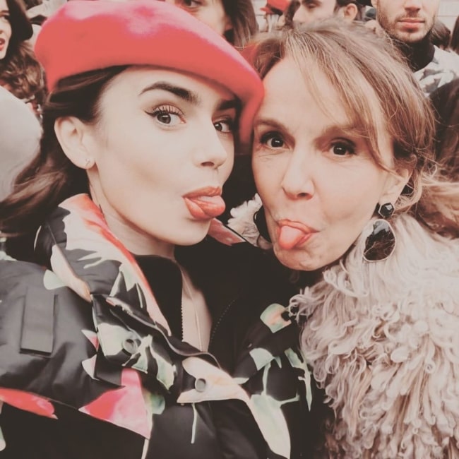 Philippine Leroy-Beaulieu (Right) in a goofy selfie with Lily Collins