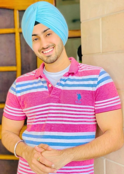 Rohanpreet Singh in September 2020 urging everyone to take the smile along everywhere and always
