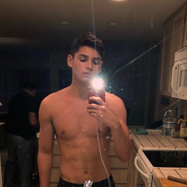 Ryan García sharing his selfie in January 2019