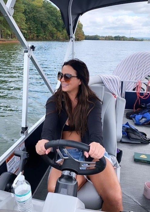 Sara Evans having a good time on the lake in October 2020