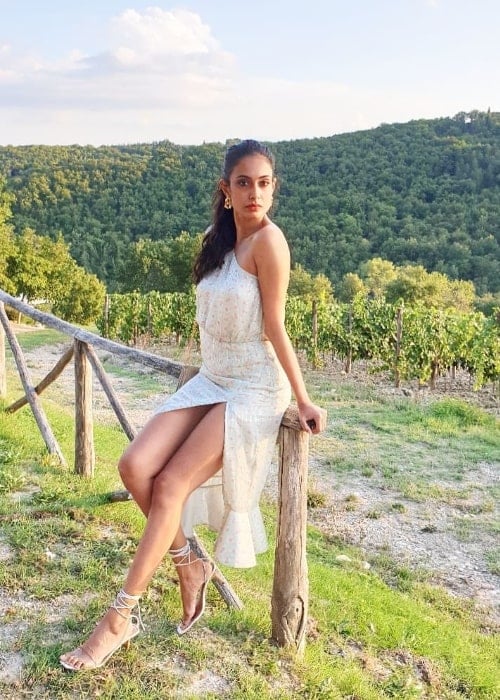 Sarah-Jane Dias posing for the camera while enjoying her time in the Chianti region of Tuscany, Italy