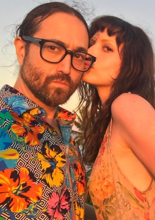 Sean Lennon with his girlfriend in August 2018