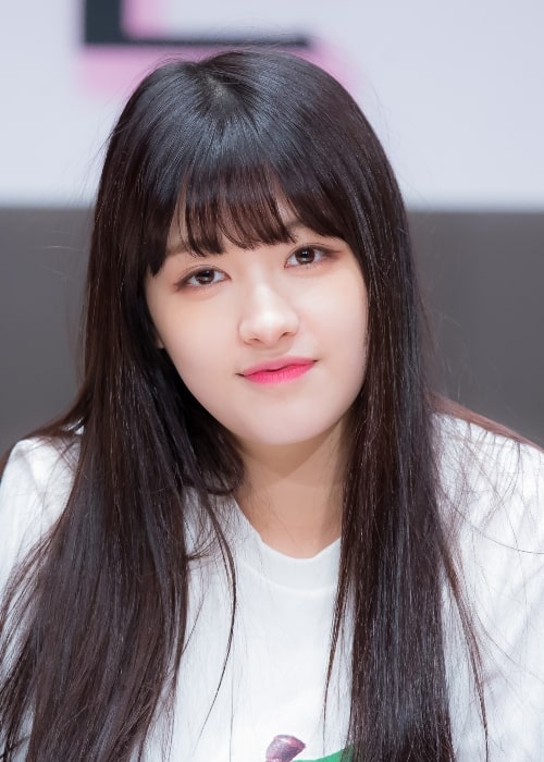 Seunghee at a fan-event in March 2016