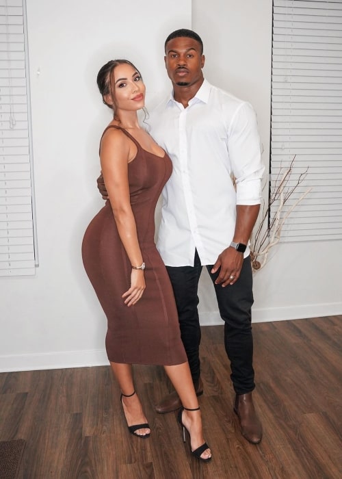 Panda Simeon como se ve en una foto que fue tomada con la estrella de las redes sociales Chanel Coco Brown en Los Ángeles, California en septiembre de 2020