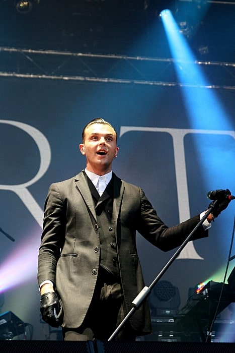 Theo Hutchcraft pictured while standing on the Alterna Stage of Rock im Park-Festival 2013