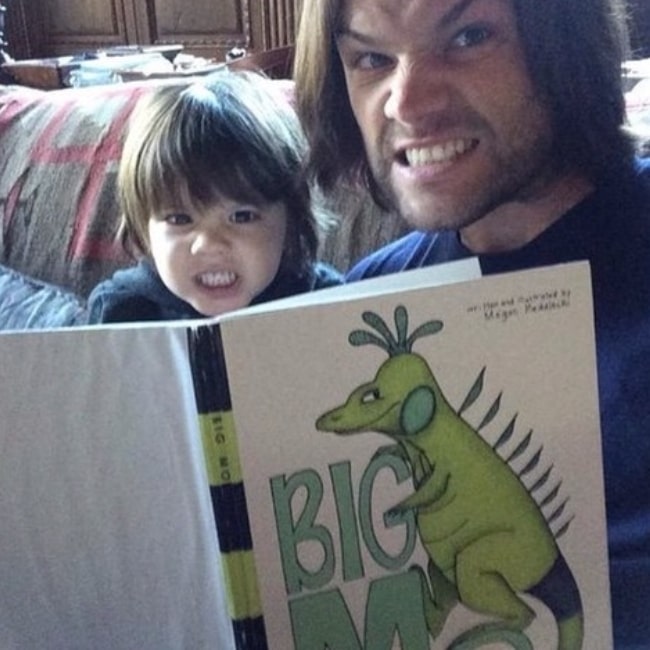 Thomas Colton Padalecki as seen in a picture with his dad Jared Padalecki while reading in a book