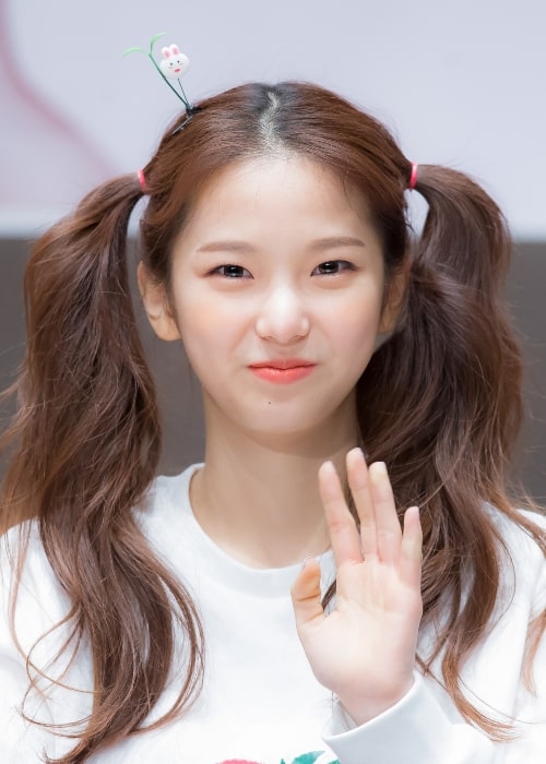 Yujin pictured at a CLC fan-event in March 2016