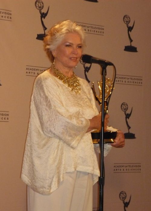 Ellen Burstyn seen at the 2009 Creative Arts Emmy Awards