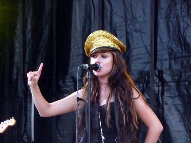 Gabriella Cilmi performing at the 2009 Furia Sound Festival