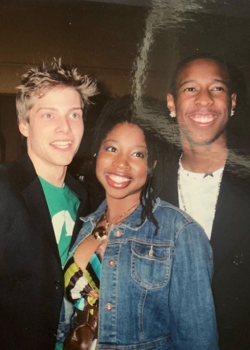 Giovonnie Samuels as seen while smiling in a picture alongside Hunter Parrish (Left) and Deance' Wyatt at the 'Freedom Writers' movie premiere