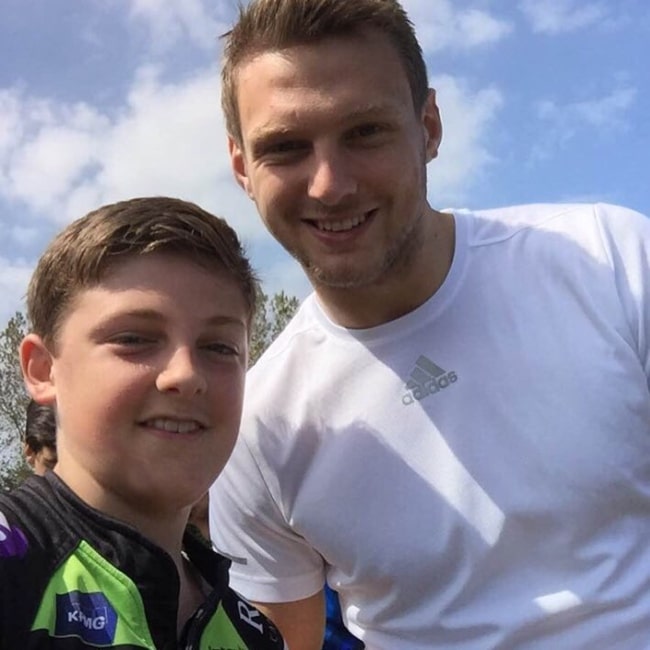 Josh Lewis as seen in a selfie with Welsh rugby player Dan Biggar in May 2016