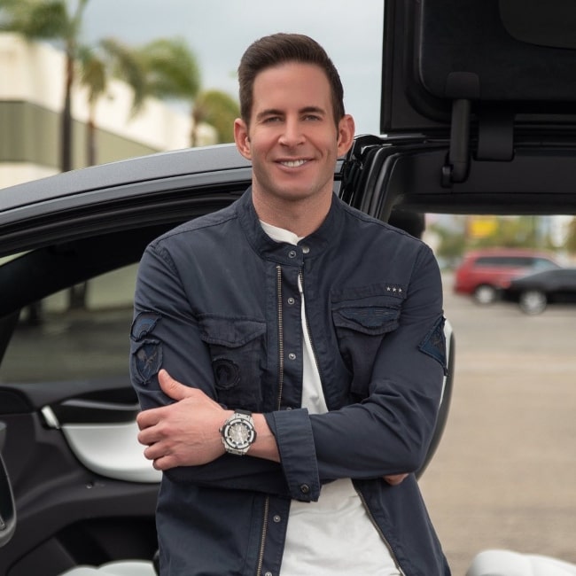 Tarek El Moussa in October 2020 urging everyone to start making a decision right away to invest time each day into the things that help in getting closer to the goals in life