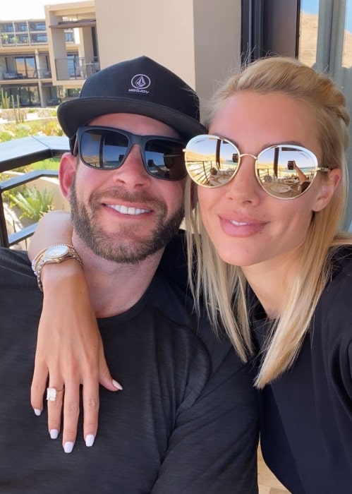 Tarek El Moussa with his girlfriend in August 2020 deeply in love with Mexico