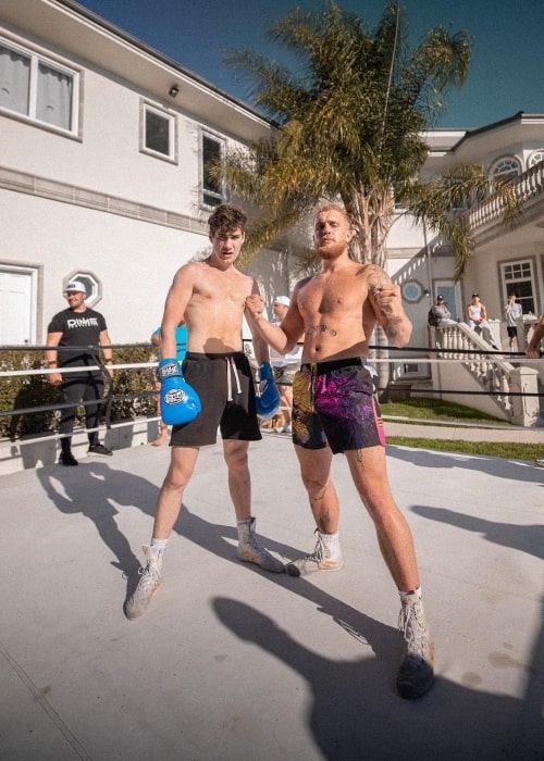 Airrack as seen in a picture with content creator Jake Paul and Nicky in Calabasas, California in May 2020