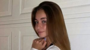Ava Majury