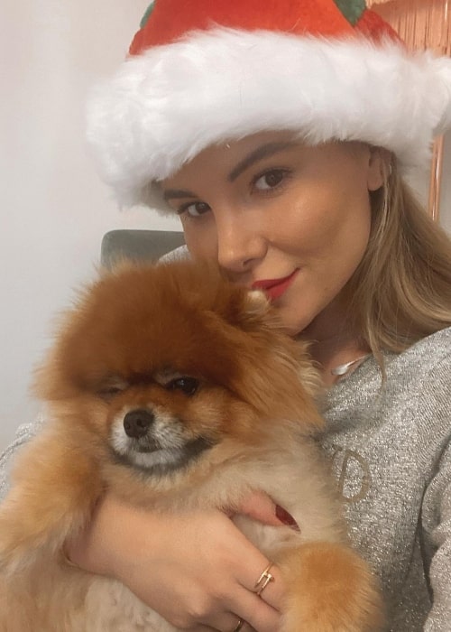 Georgia Kousoulou as seen in a selfie that was taken with her dog Monkey in November 2020